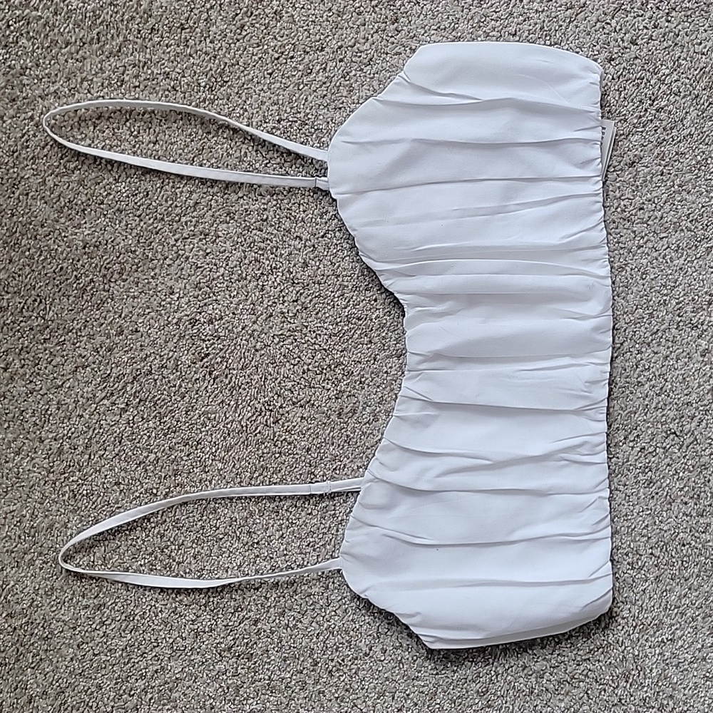 NWT Abercrombie women's white crop top size s